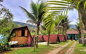 Base Camp, Guest House, Surf House , Itamambuca, Ubatuba